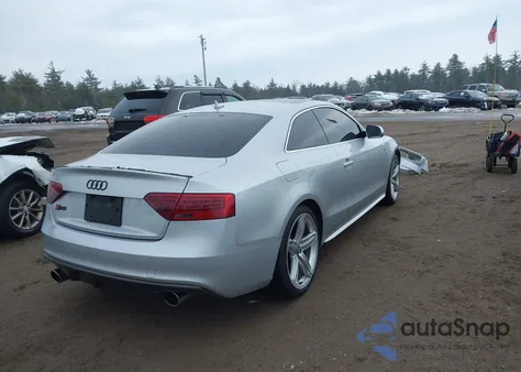 2013 Audi S5 3.0T Premium Plus z USA, uszkodzony, nr VIN WAUGGAFR3DA042438